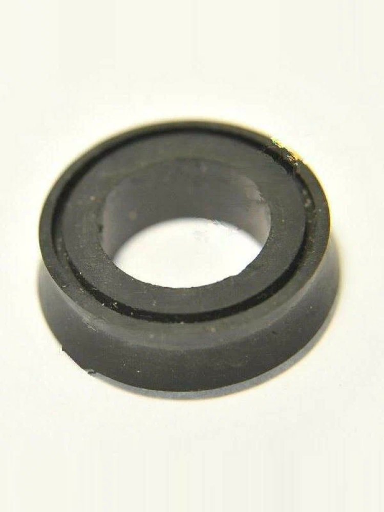 Манжета ГЦС Г-2410, ПАЗ, УАЗ с отверстием (22мм)