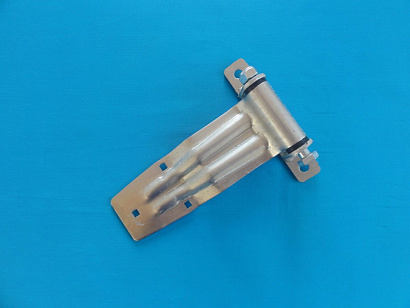 Петля двери фургона Г-3302 (190мм) средняя в разной плоскости